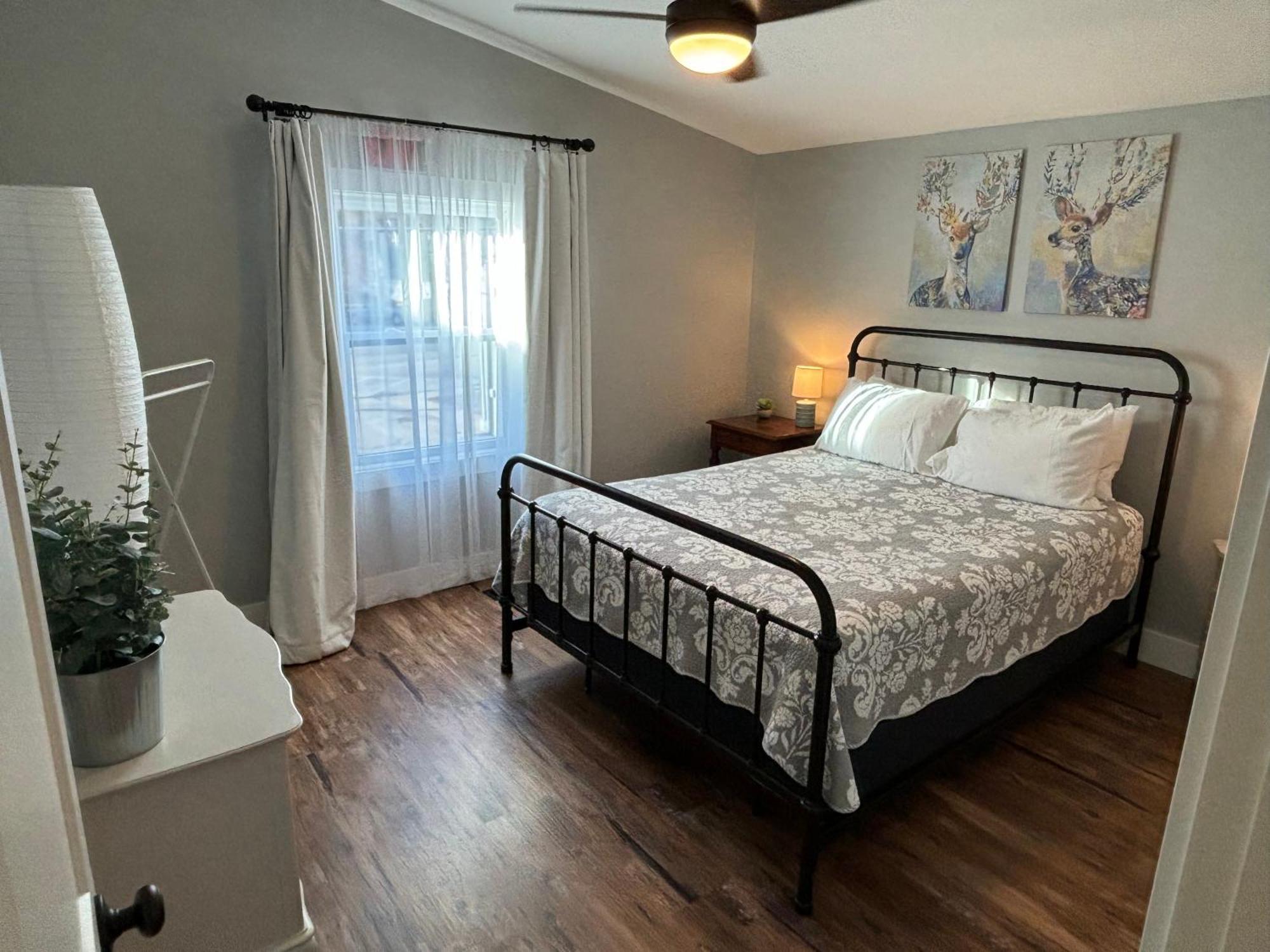 Hermann Crown Suites Eksteriør billede